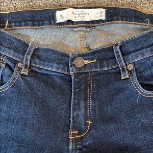 Abercrombie dark shade jeans long